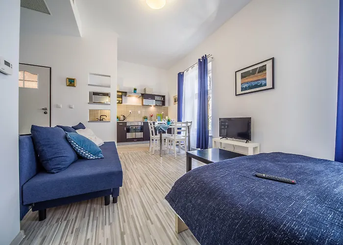 Wonderful In The Center Of *