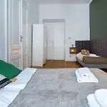 Wonderful In The Center Of Apartament