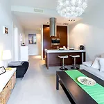 Wonderful In The Center Of Apartament *